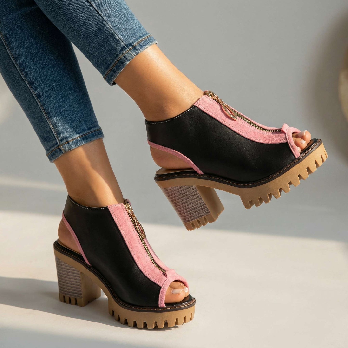 Women's Two-Tone Zipper Block Heel Shoes Corvine