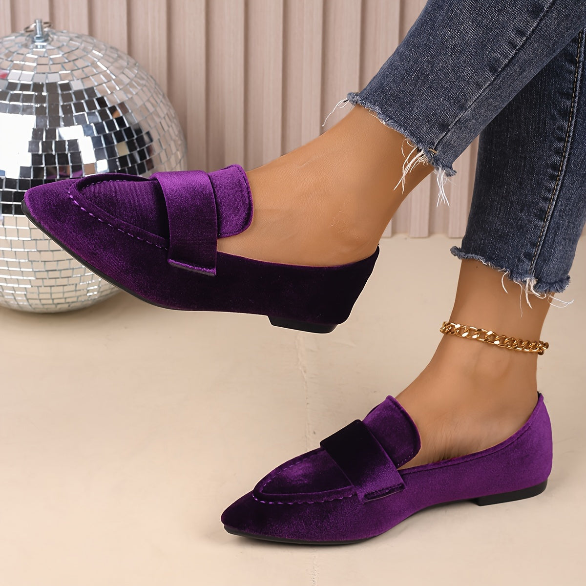 Women's Velvet Pointed Toe Loafers Corvine