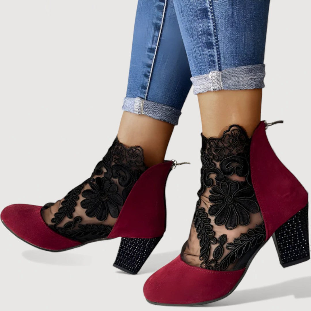 Women's Black Lace Block Heel Heels Corvine