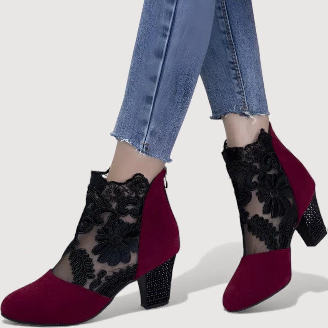 Women's Black Lace Detailed Block Heel Heels Corvine