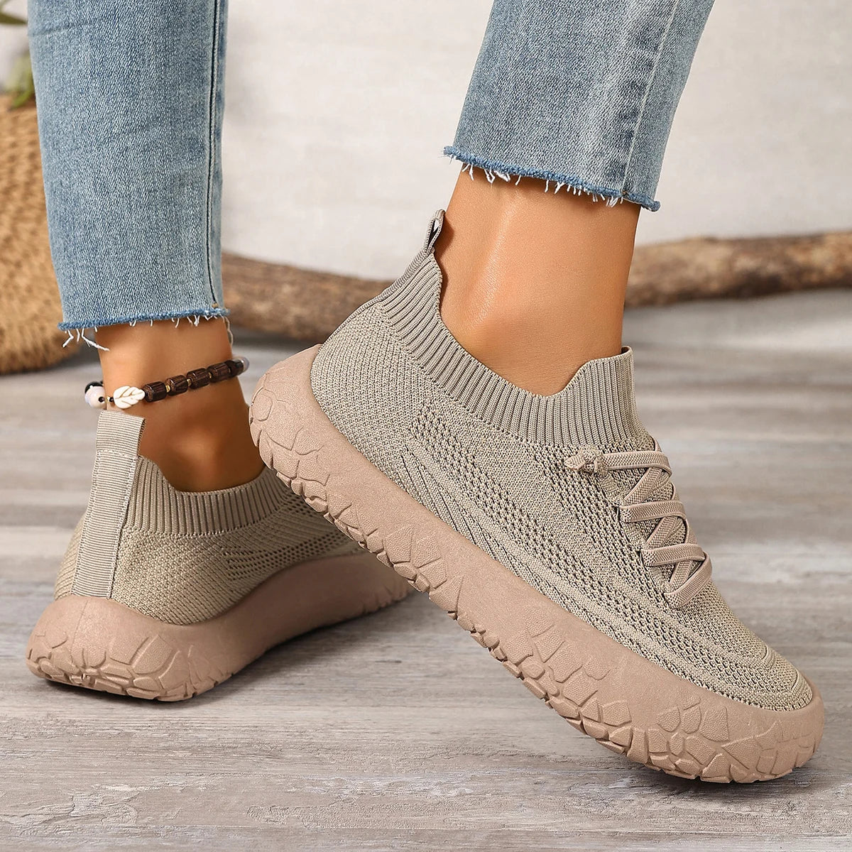 Women's Breathable Stretch-Knit Walking Shoes Corvine