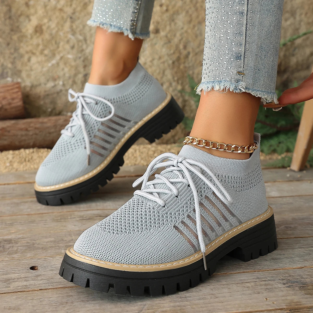 Women's Breathable Stretch-Knit Walking Shoes Corvine