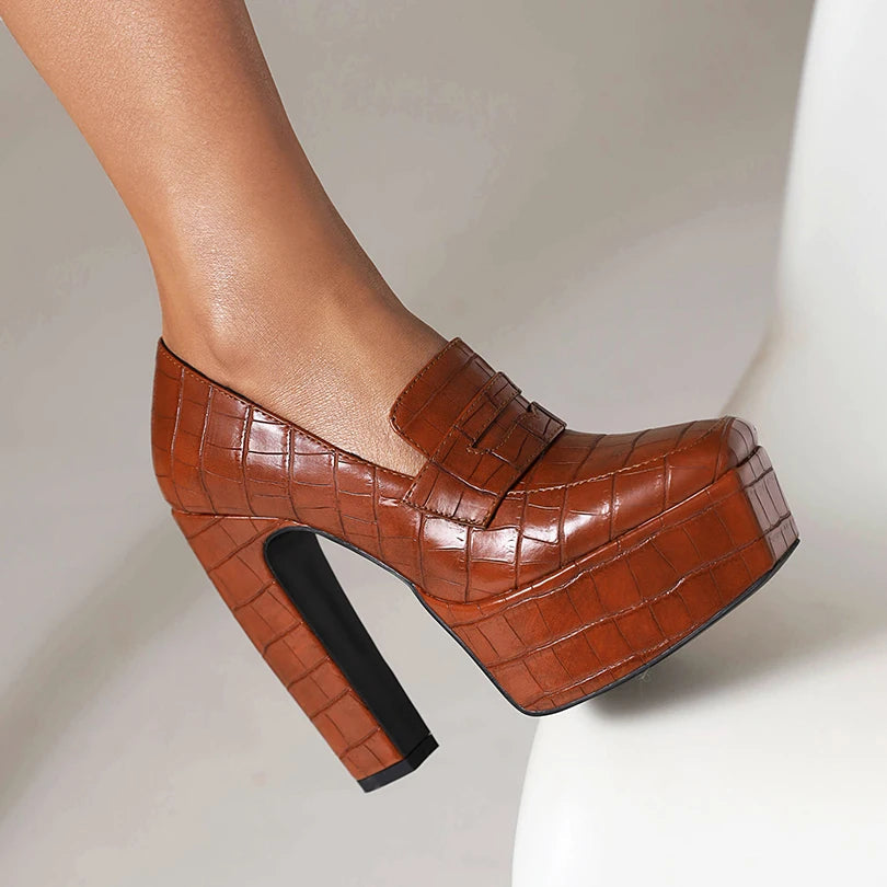 Women's Croc-Embossed Vegan Leather Platform Loafers Corvine