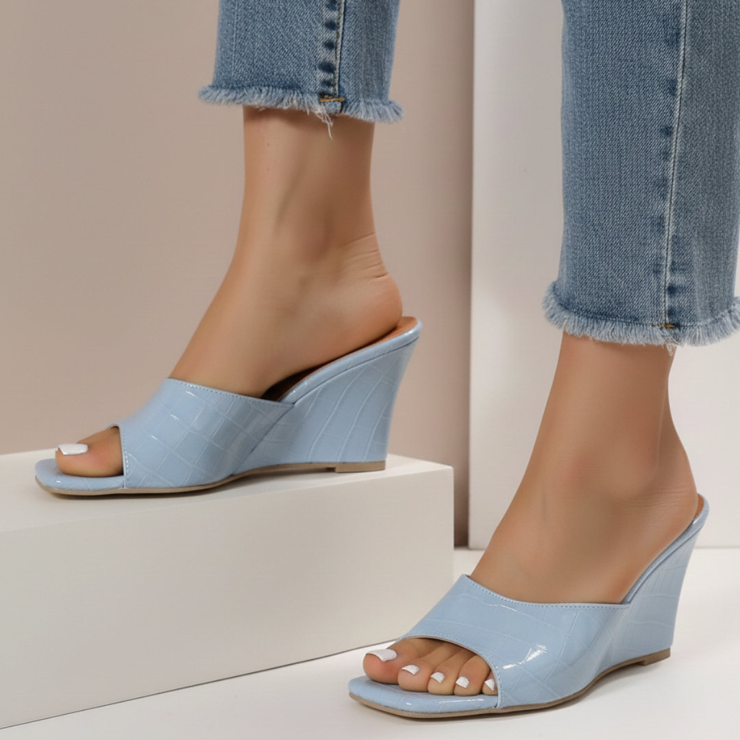 Women's Croc-Textured Slip-On Wedge Sandals Corvine