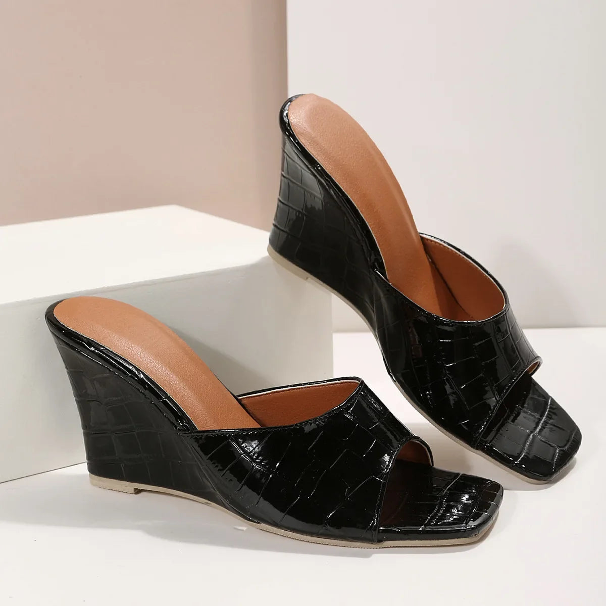 Women's Croc-Textured Slip-On Wedge Sandals Corvine