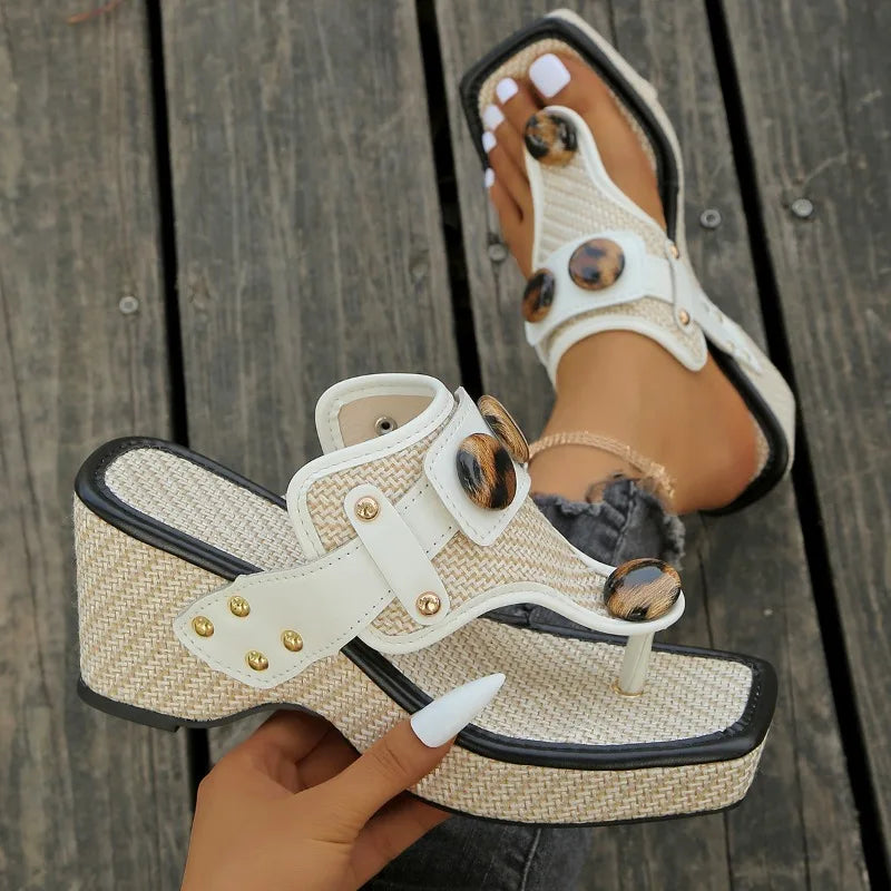 Women's Cushioned Synthetic Casual Sandals Corvine