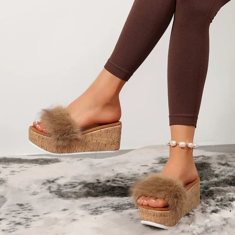 Women's Faux Fur Wedge Platform Sandals Corvine