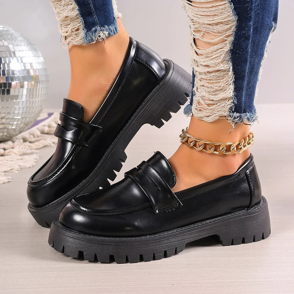 Women's PU Leather Platform Loafers Corvine