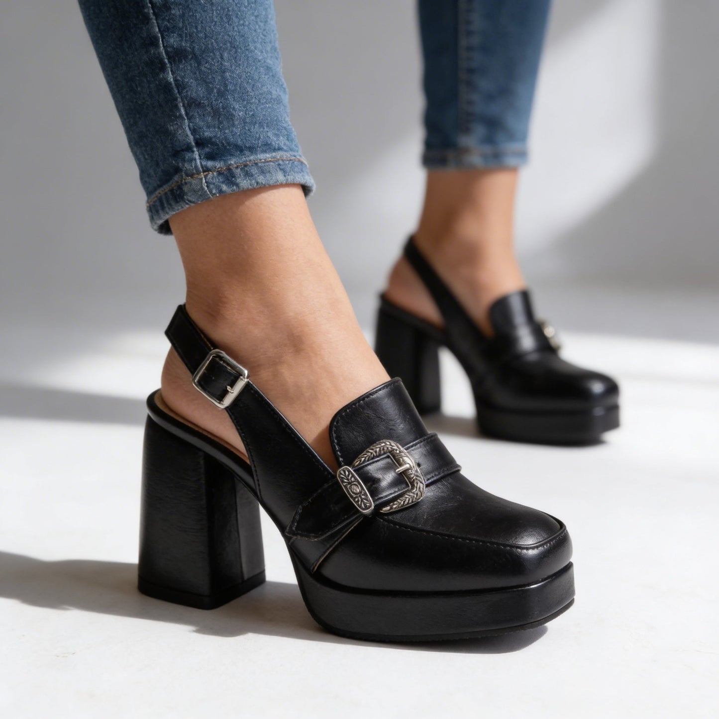 Women's Smooth Upper Black Slingback Heels Corvine