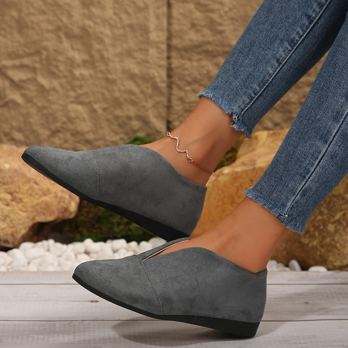 Women's Soft Faux-Suede Slip-On Shoes Corvine