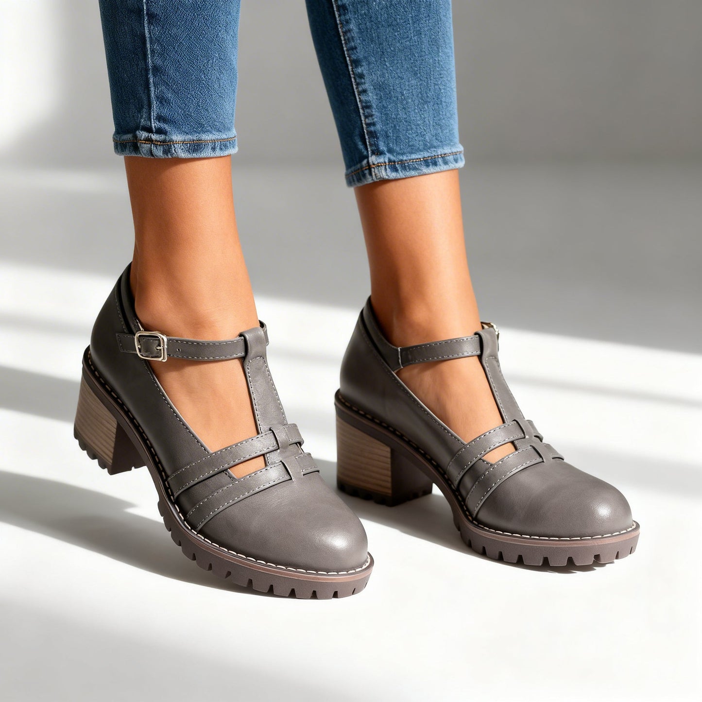 Women's Tailored Upper Black Loafers Corvine