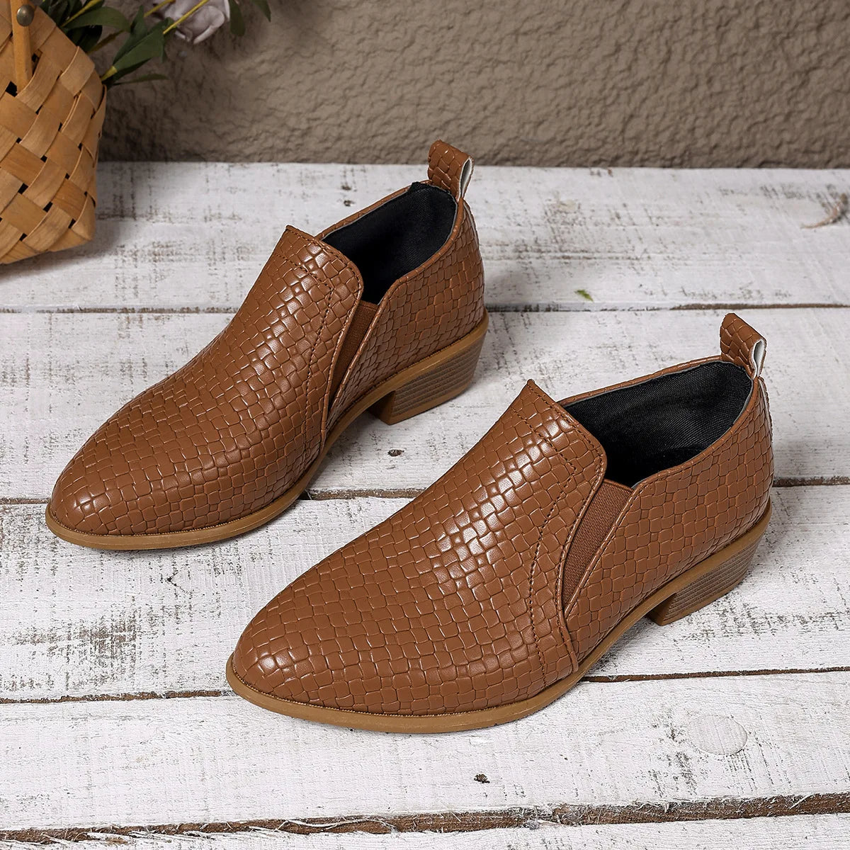 Women's Woven Textured Black Loafers Corvine